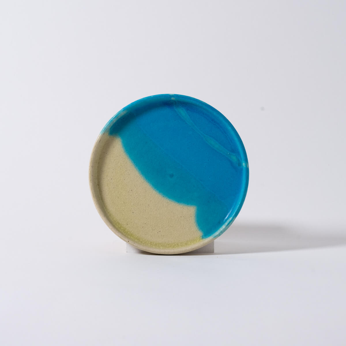 【信楽イマジン】運命の1枚との出会い、個性豊かな彩りのうつわ