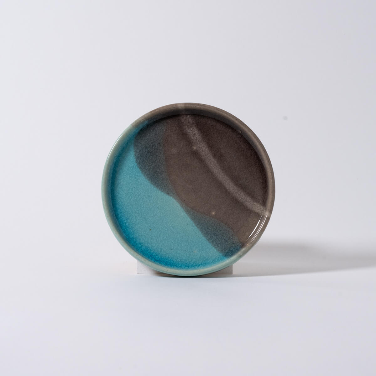 【信楽イマジン】運命の1枚との出会い、個性豊かな彩りのうつわ