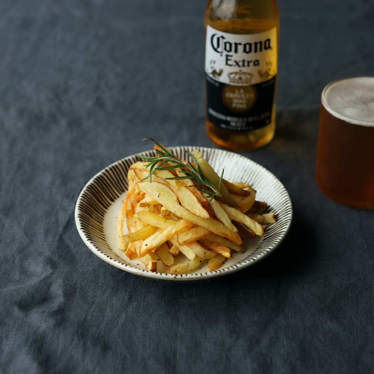 【波佐見焼】BARBAR  サビ十草 中皿 16cm