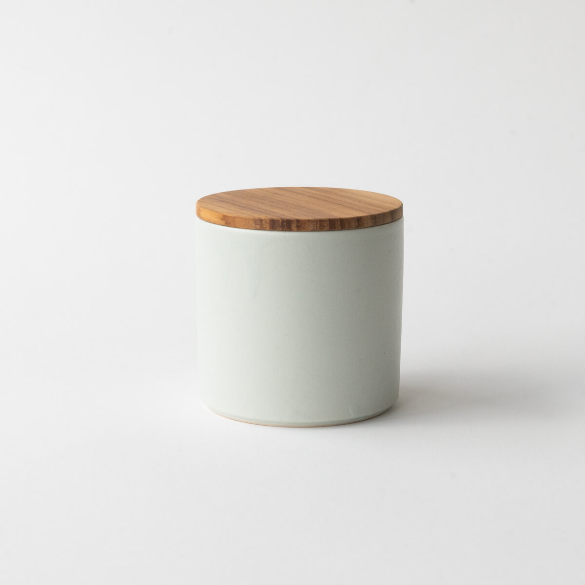 モダンなうつわと楽しむ、カフェタイム