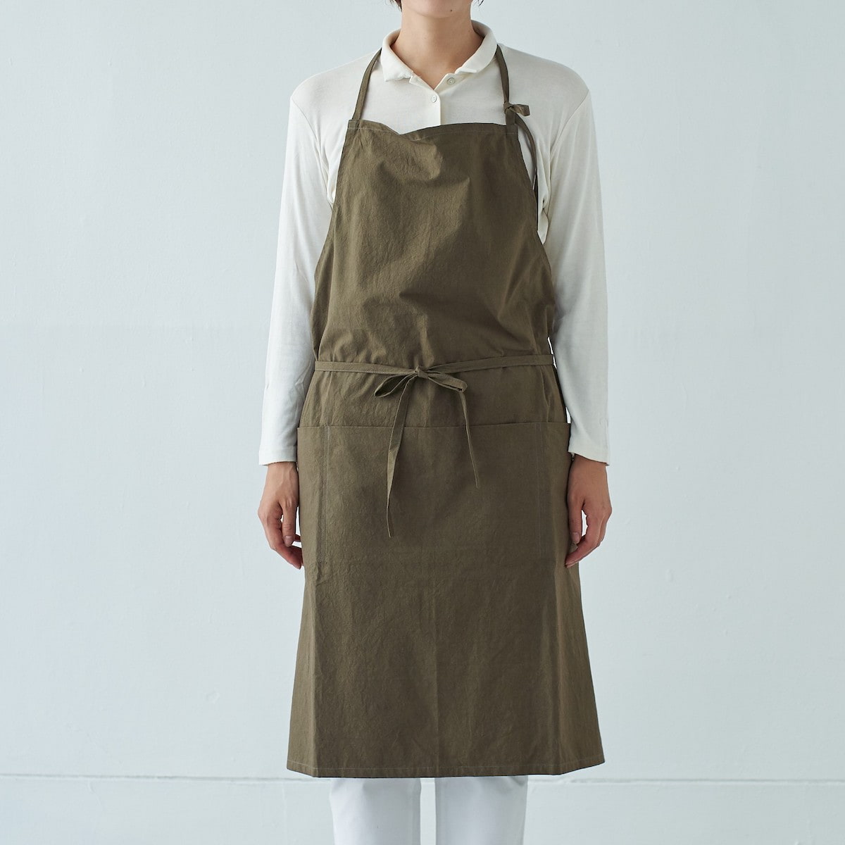 男女兼用 2WAYで使えるチムニーエプロン カーキ｜SUNNY LOCATION