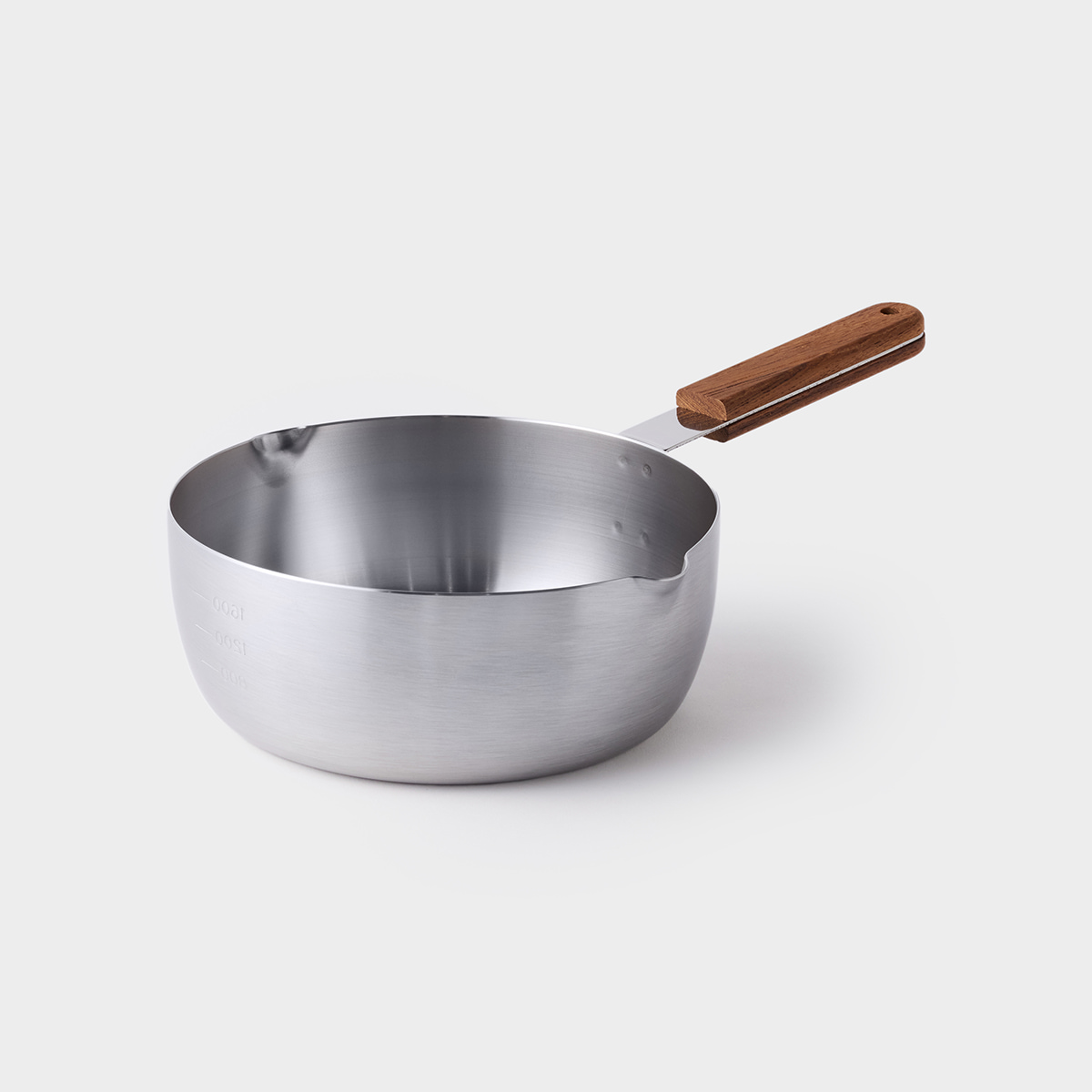 燕三条生まれの雪平鍋 20cm｜FORMLADY - ambai