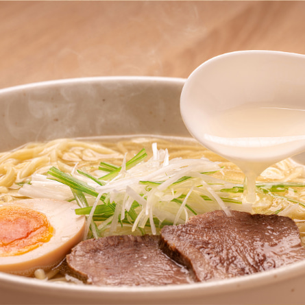 【賞味期限：2026/09/07】お土産袋麺　喜助監修　牛テールラーメン塩味（1食 / 3食 ）