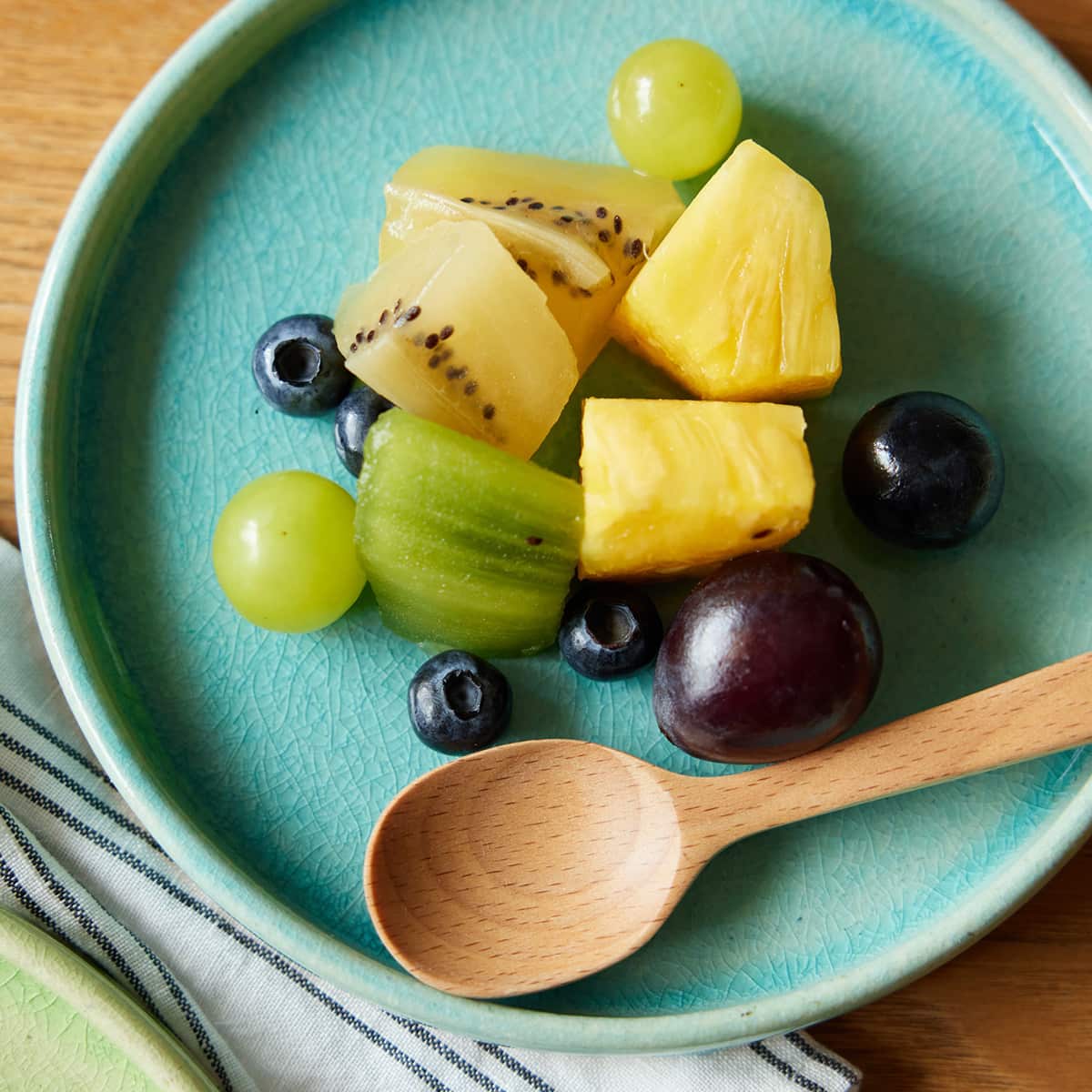 モダンなうつわと楽しむ、カフェタイム