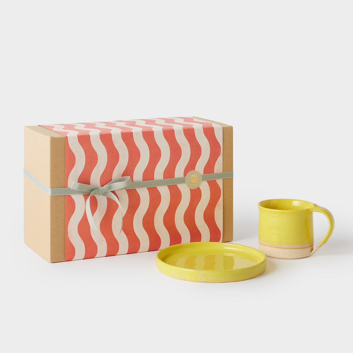 元気の出るうつわ クレイズのマグカップ＆切立皿 イエローセット｜HESTA LIFE限定ギフト