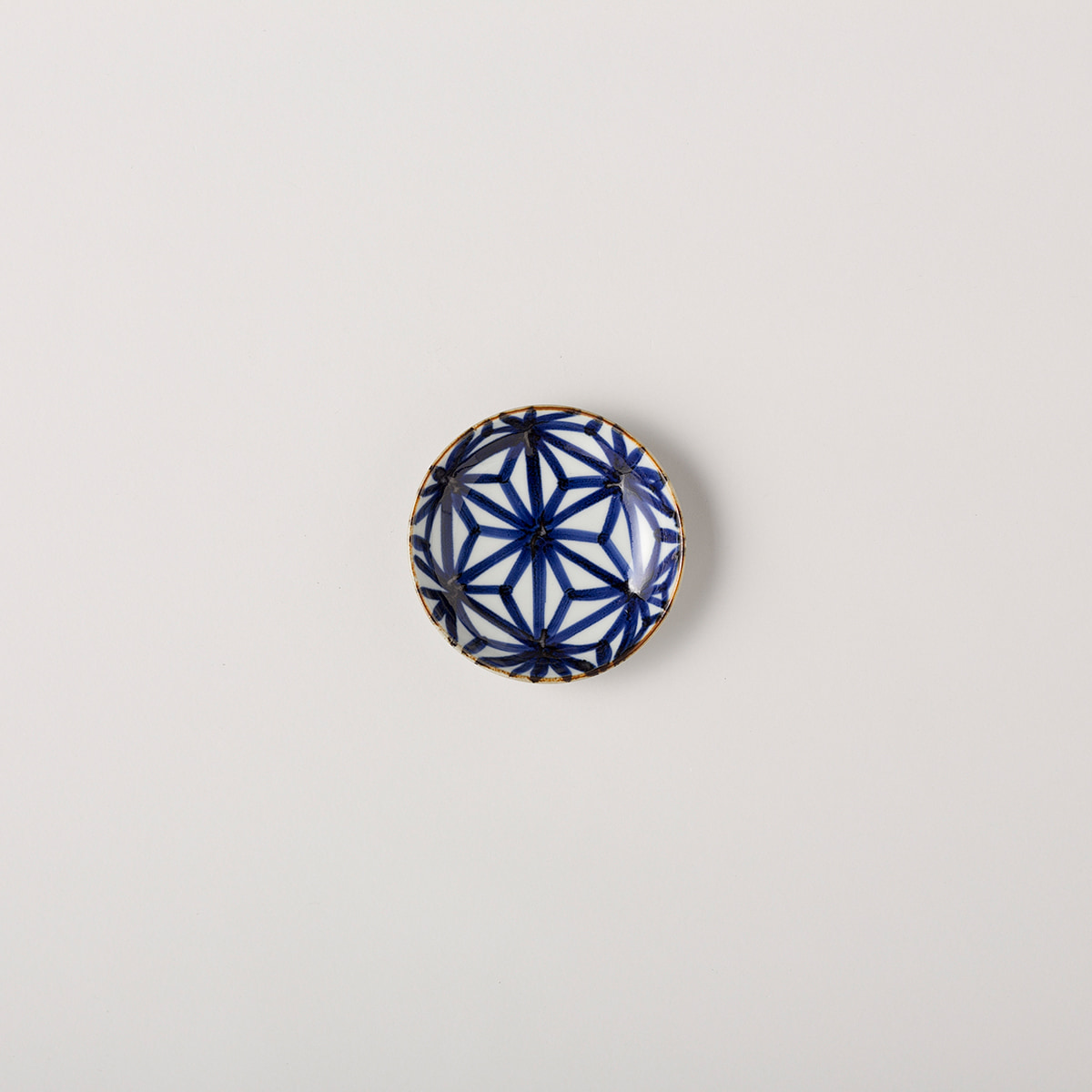 【波佐見焼】BARBAR いろは 小皿11.5cm 麻の葉文　1,320 円（税込）