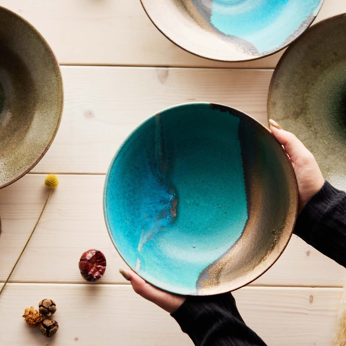 秋晴れに揺れる黄金　穂芒 （ほすすき）そり鉢 φ22cm｜信楽四季彩陶 －寒露