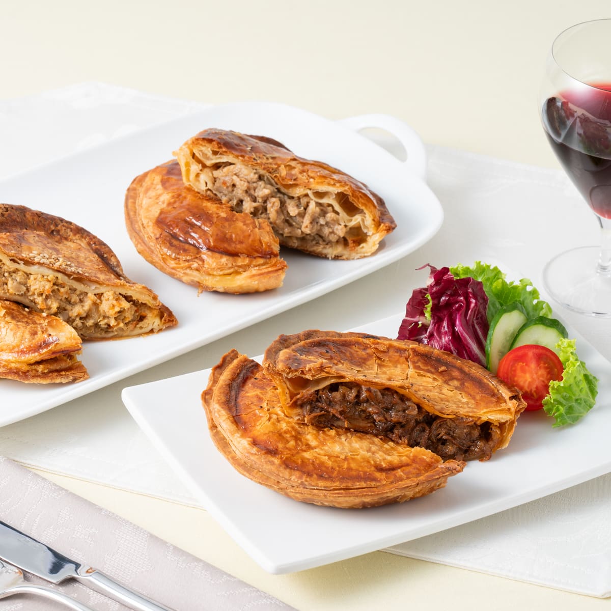 【鈴鹿・ドミニクドゥーセの店】３種のミートパイ