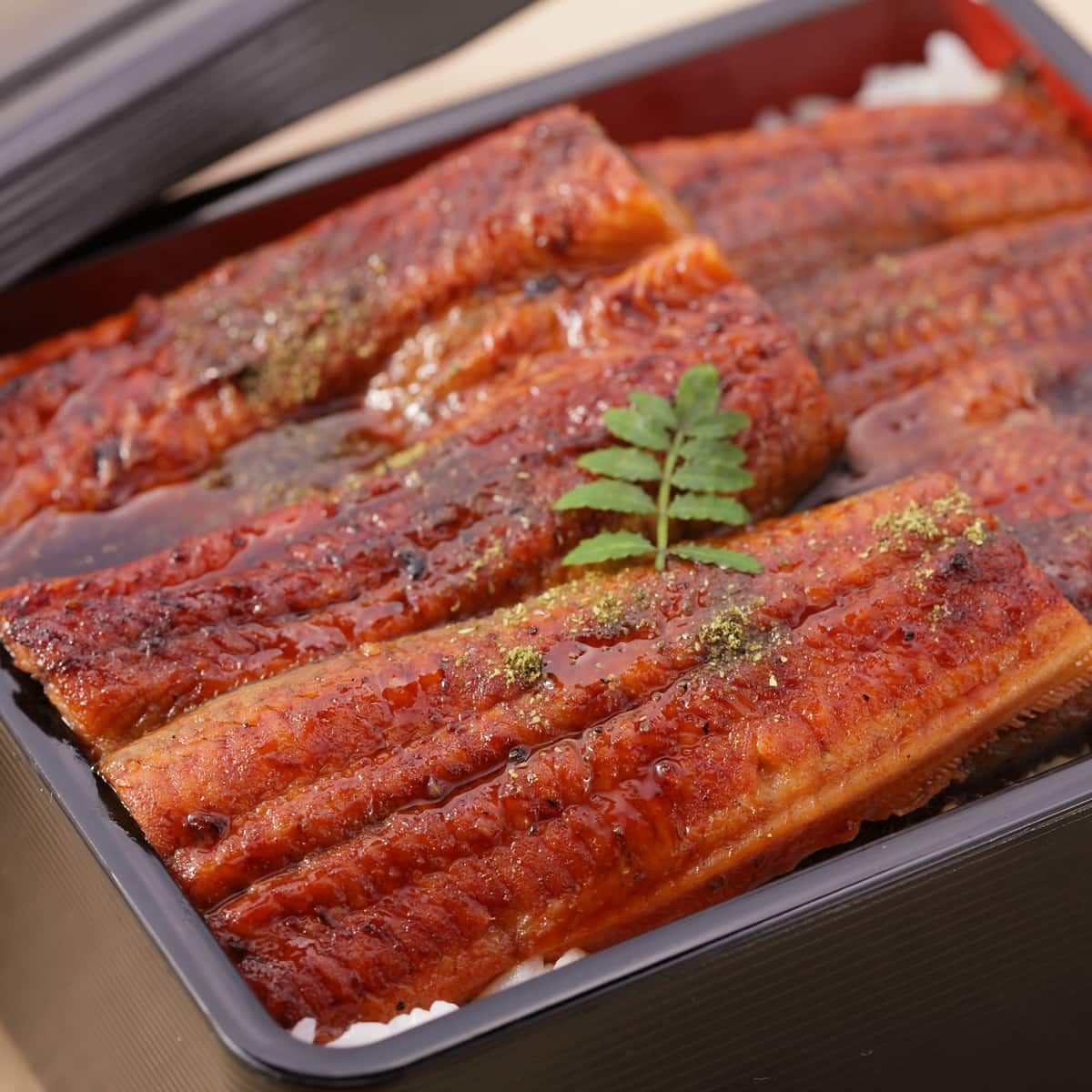 【リラックスグッズのおすすめ】身体も心もリフレッシュ♪美味しいスイーツやキャンドルなどで癒し時間を