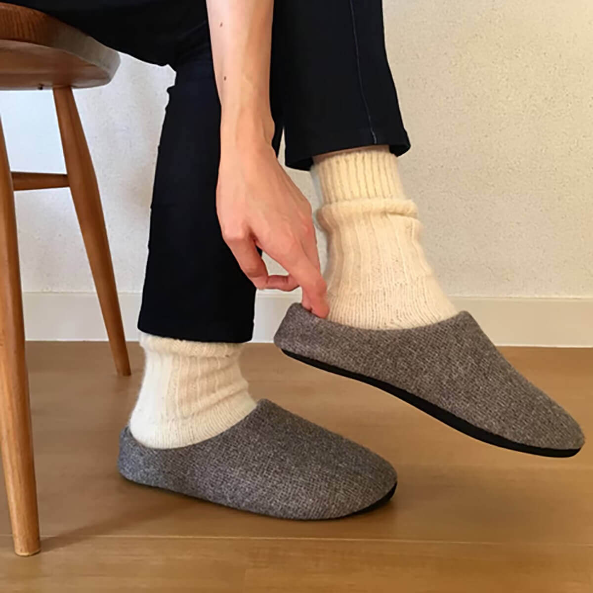 まるでウールのようにやわらかい ワッフル織りのルームシューズ（ブラウン）M / L / XL｜Kontex - LANA（ラーナ）