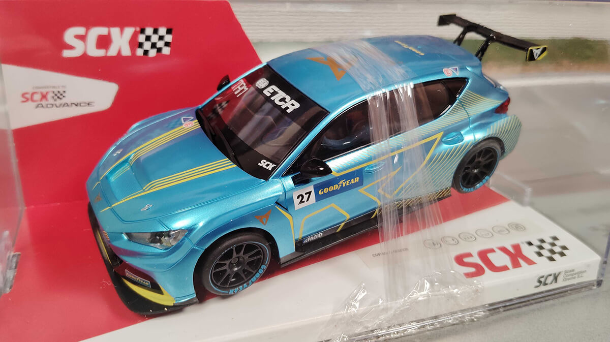 1/32スロットカー Cupra E-Racer #27 FIA eTouring Car World Cup Champion