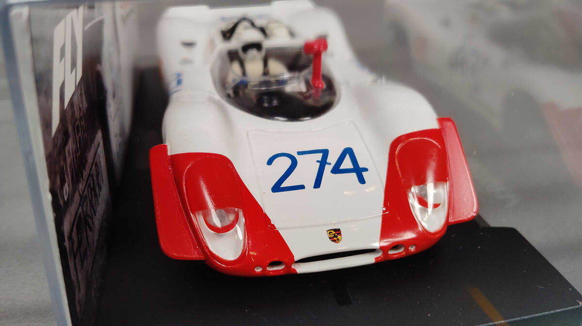 1/32スロットカー A2027 Porsche 908/2 #274/Stommelen & Herrmann. Targa Florio 1969