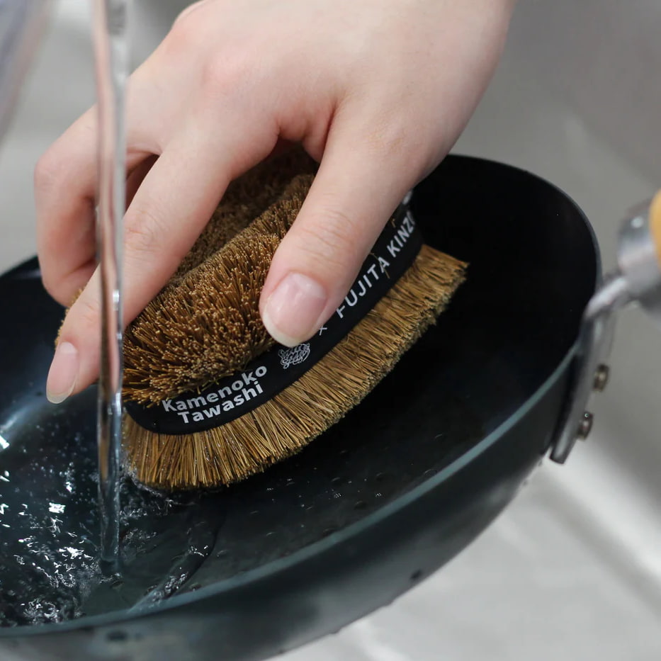 【藤田金属】亀の子束子×FUJITA KINZOKU 帯付きタワシ