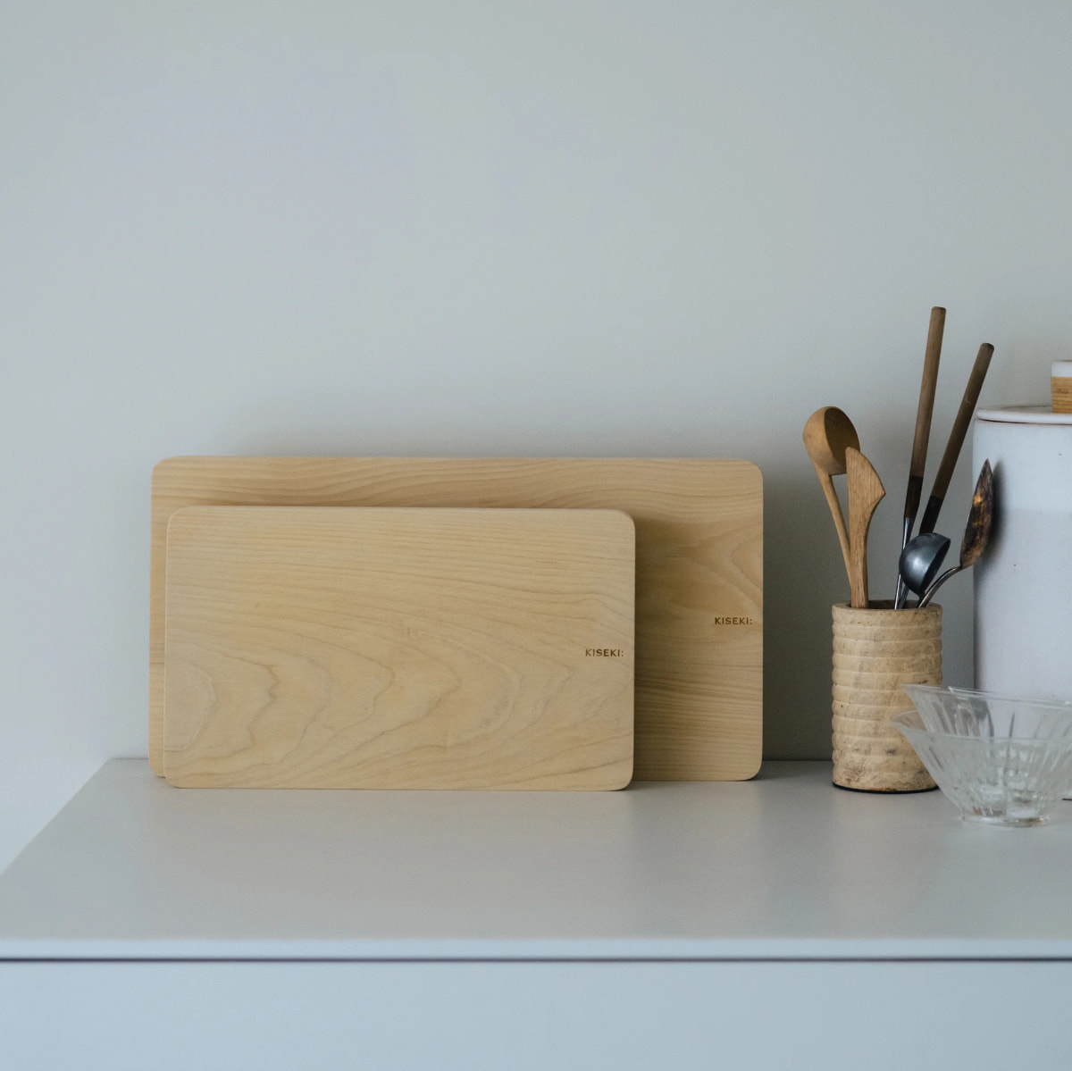 切る時間を心地よく　KISEKI: 青森ヒバの青森ヒバのまな板（小）