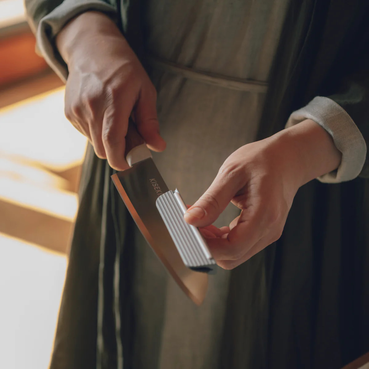 奇跡の切れ味を支える KISEKI:  三徳包丁専用ホルダー単品（砥石なし）