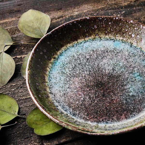 凍てつく大地の結晶 霜柱（しもばしら）平皿 φ18.8cm｜信楽四季彩陶 －小寒