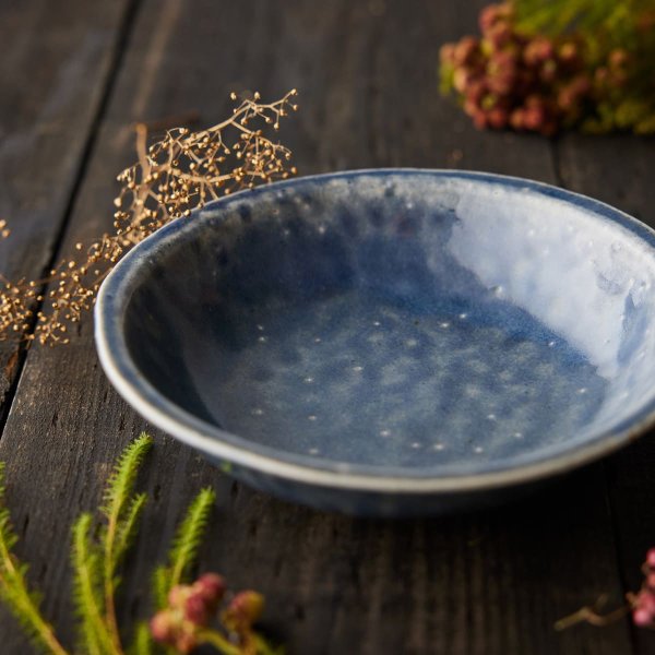 澄み渡る冬の海と風　蒼海（そうかい）中深皿 φ20cm｜信楽四季彩陶 －冬至